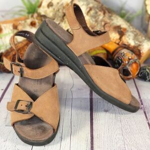 Mephisto Air-Relax Double Buckle Sandals